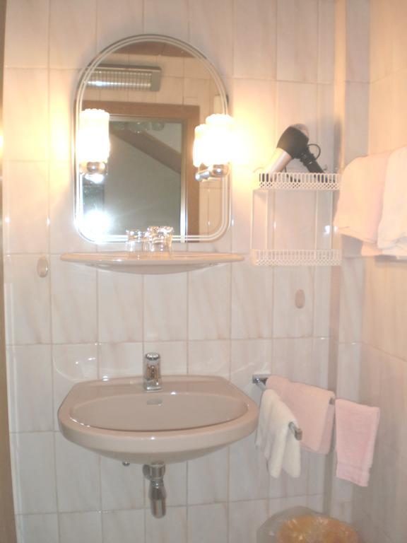 Pension Leyrer Kotschach-Mauthen Экстерьер фото